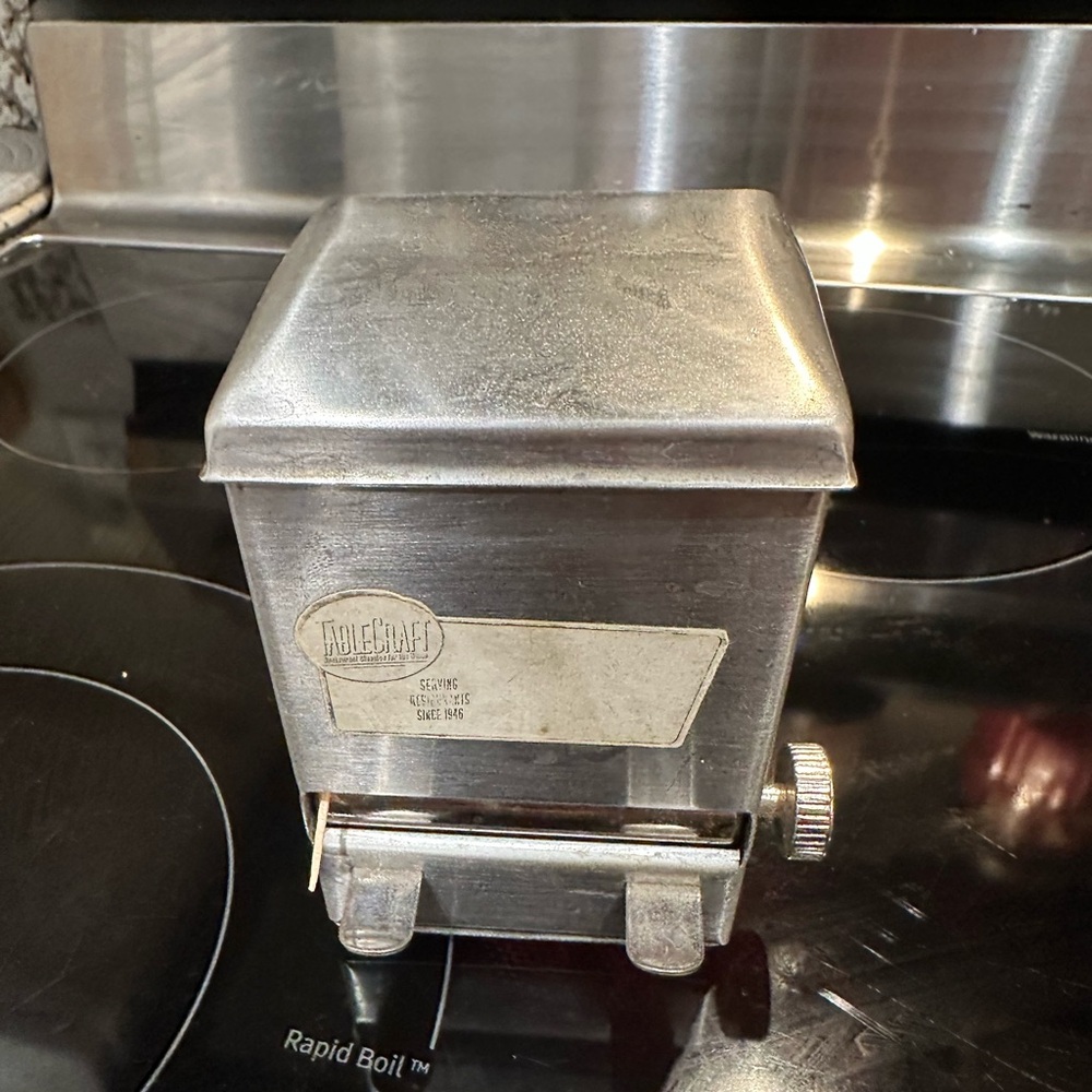 Antique!♥️ TableCraft Metal Silver Gray Tooth Pick Holder 1946